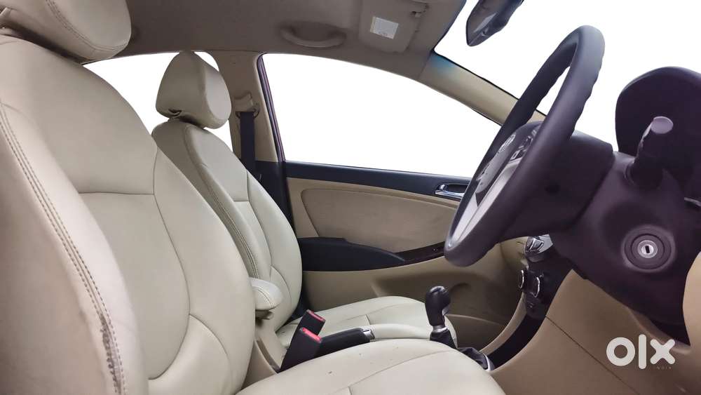 Hyundai Verna Fluidic 1.6 Vtvt Sx, 2014, Petrol