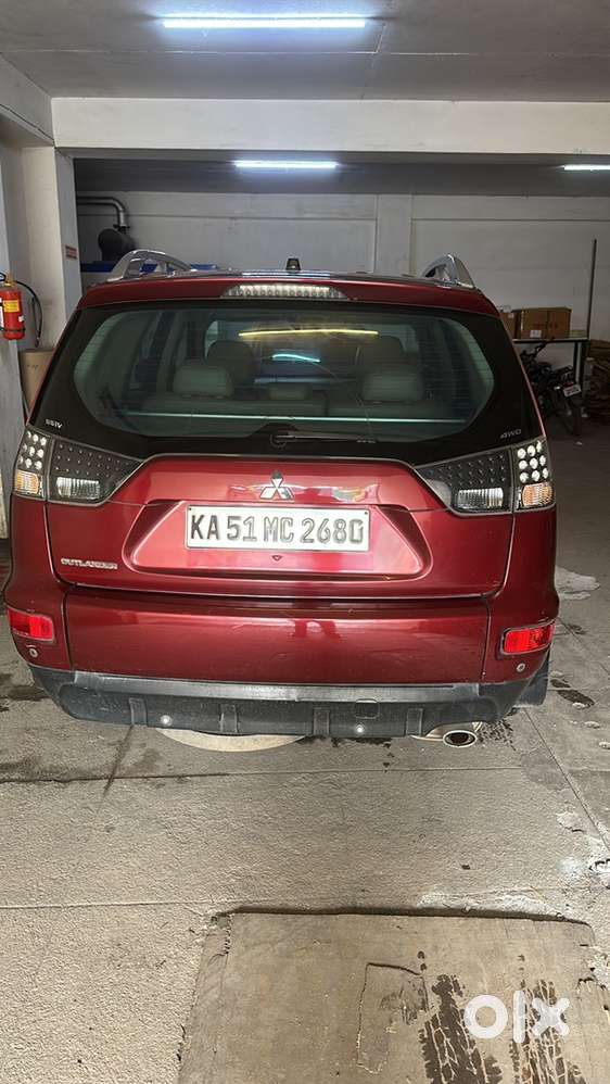 Mitsubishi Outlander Petrol 2012