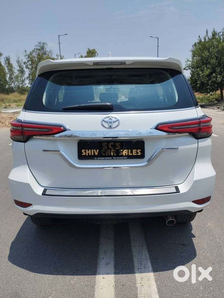 Toyota Fortuner 4x2 At 2.7 Petrol, 2023, Petrol