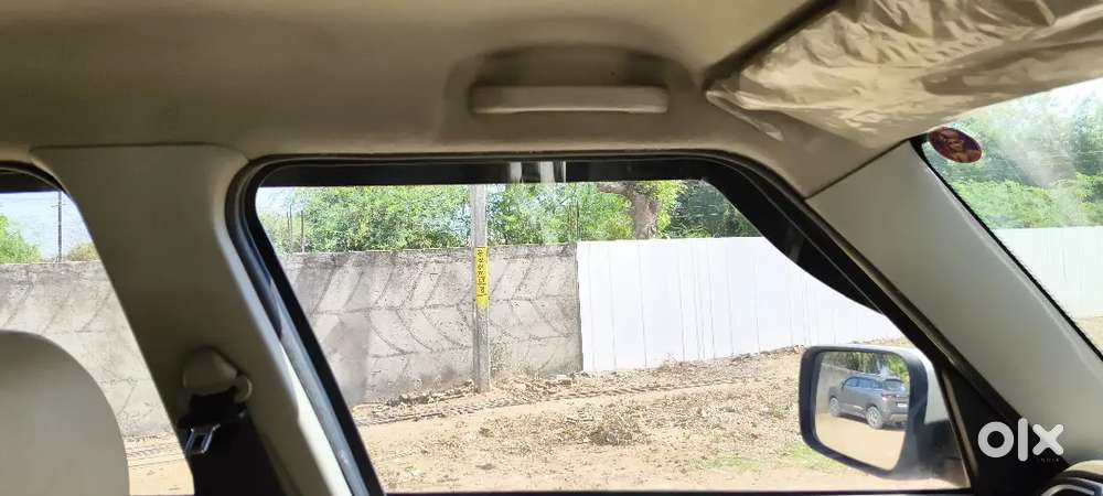 Mahindra Tuv 300 2016 Diesel 73000 Km Driven