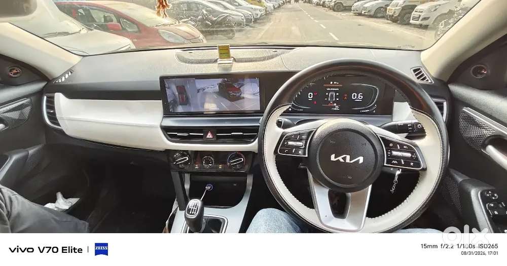 Kia Seltos Petrol Manual 2025