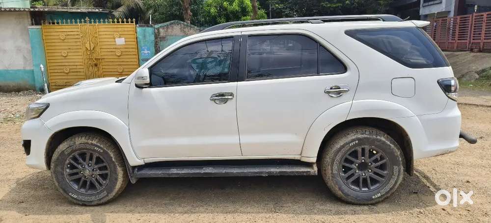 Toyota Fortuner 2015 Diesel Well Maintained