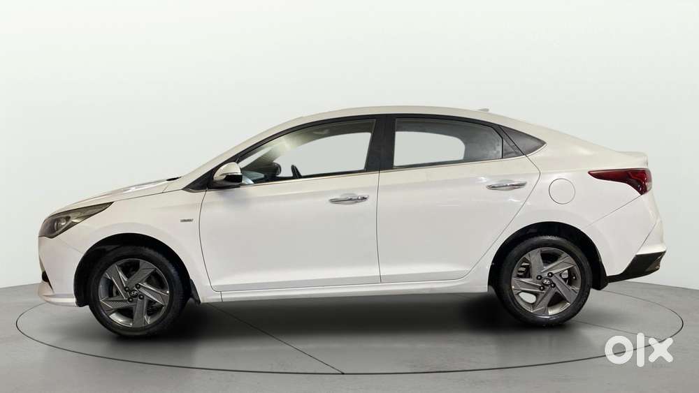 Hyundai Verna 1.5 Sx Vtvt Ivt, 2020, Petrol