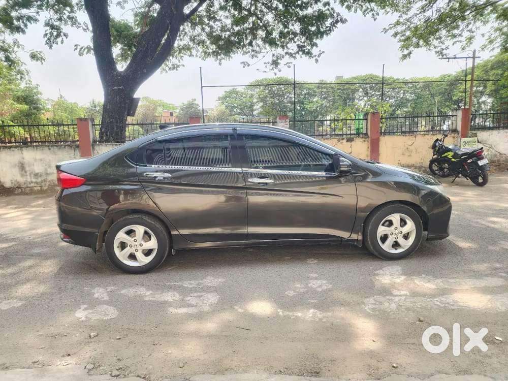 Honda City 2015vx 1st Owner Sunroof