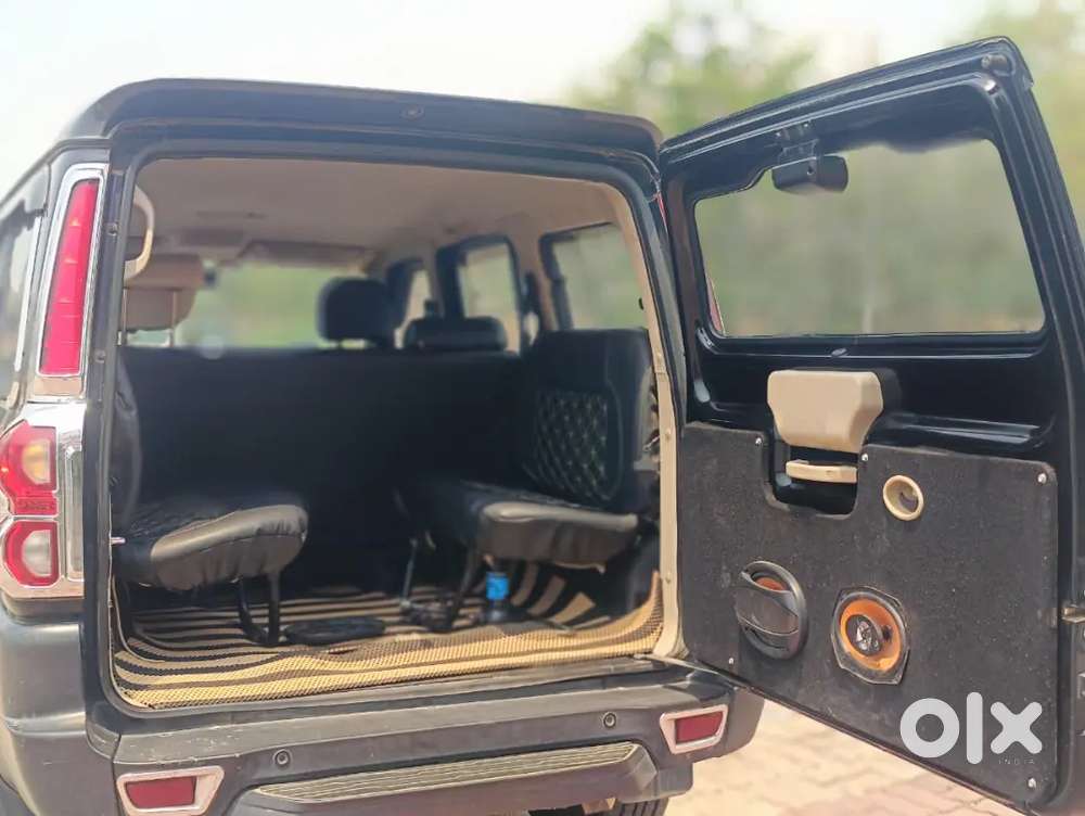 Mahindra Scorpio Classic 2024 Diesel 64000 Km Driven