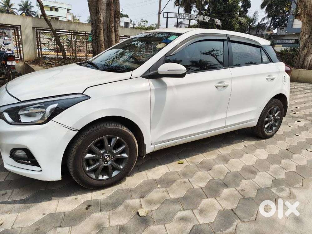 Maruti Suzuki Dzire 2017-2020 1.2 Zxi, 2023, Petrol