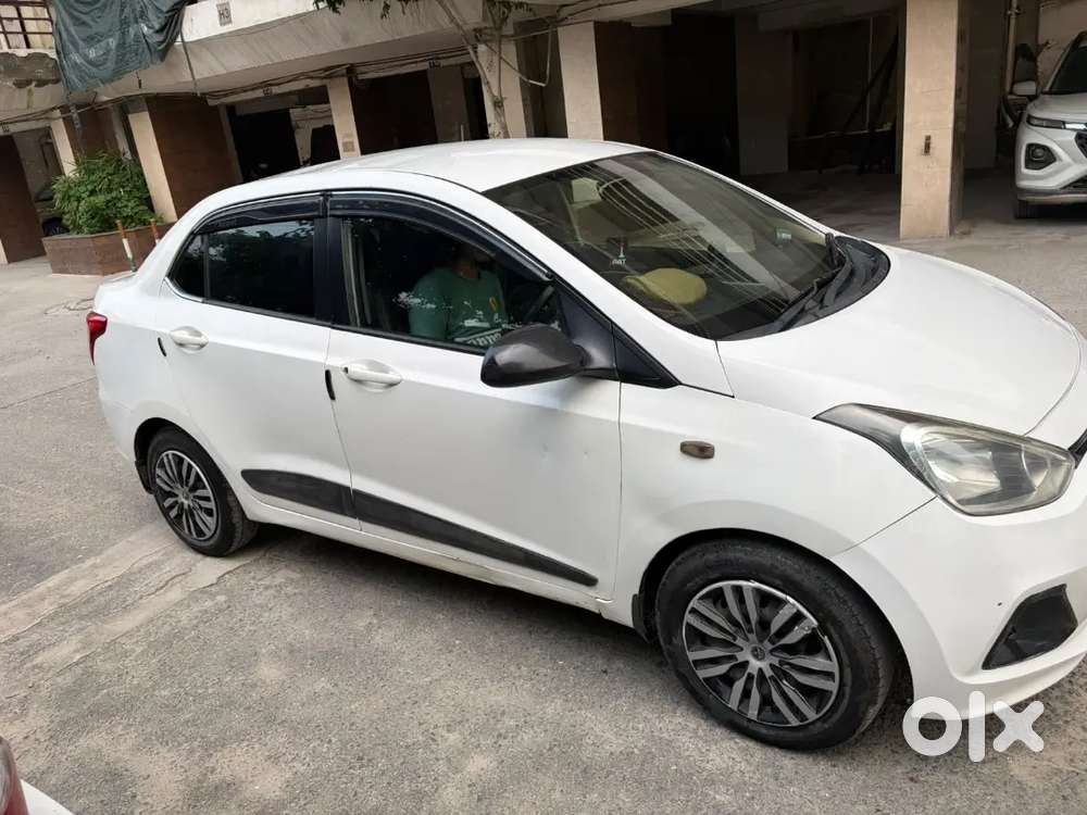 Hyundai Xcent 2015 Model