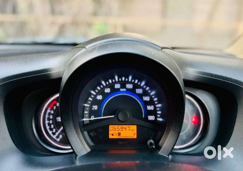 Honda Amaze S Mt I-vtec, 2015, Petrol