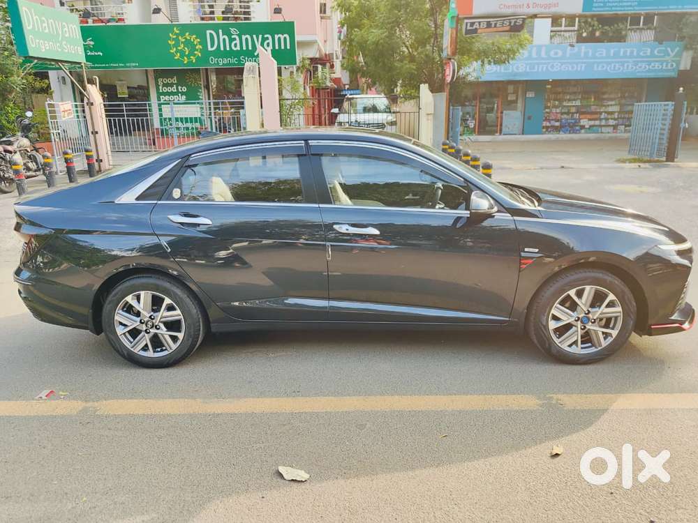 Hyundai Verna Sx(o) Petrol At, 2023, Petrol