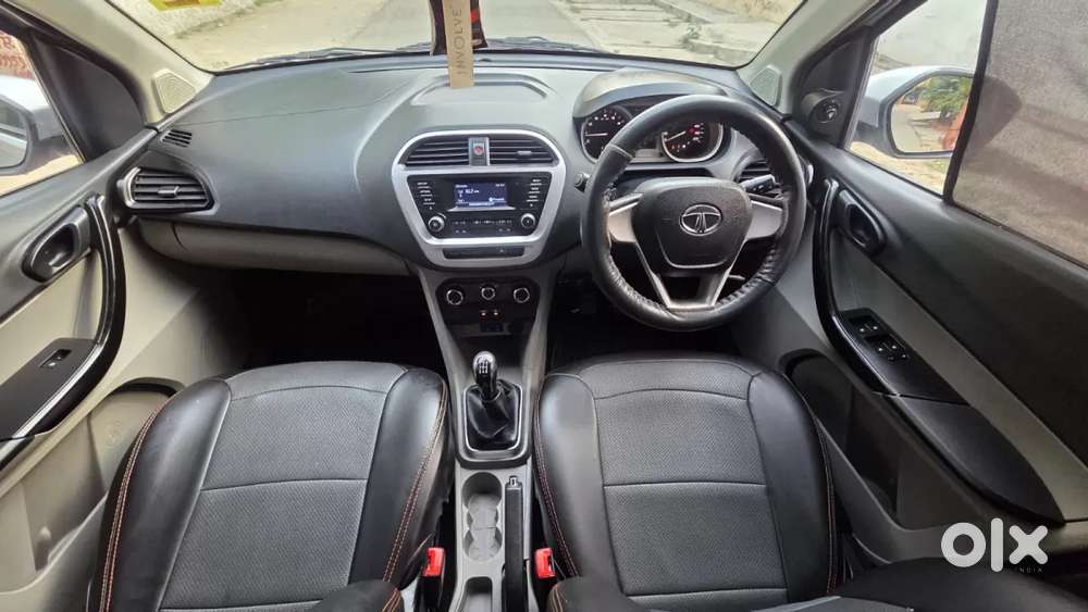 Tata Tiago 1.2 Revotron Xt Option, 2017, Petrol