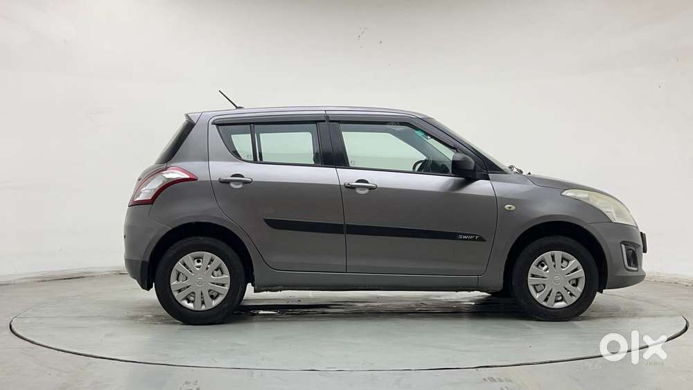 Maruti Suzuki Swift 1.2 Lxi (o), 2016, Petrol