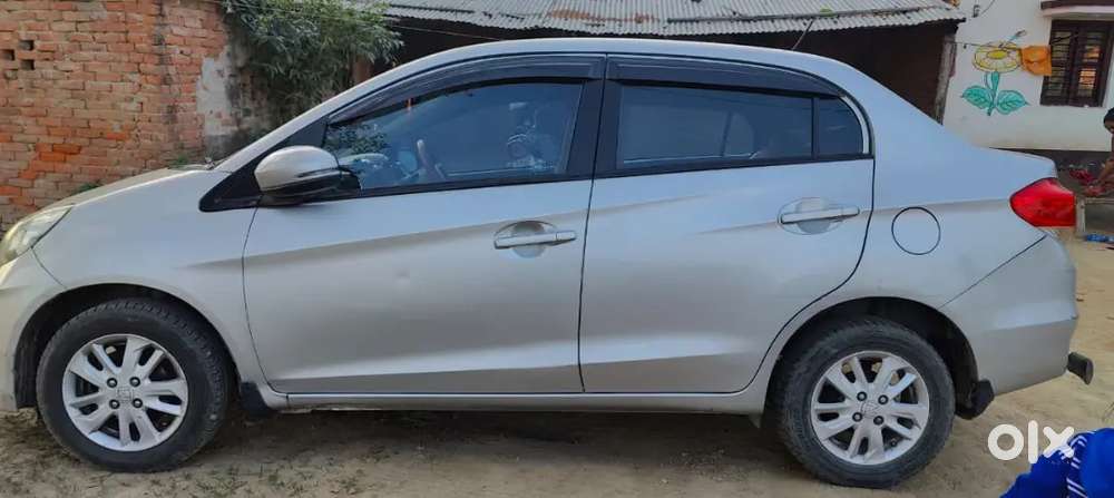 Honda Amaze Diesel 2014 - Well Maintained - Android Screen