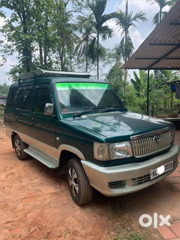 Toyota Qualis 2002 Diesel Well Maintained (used For Personal Purpose)