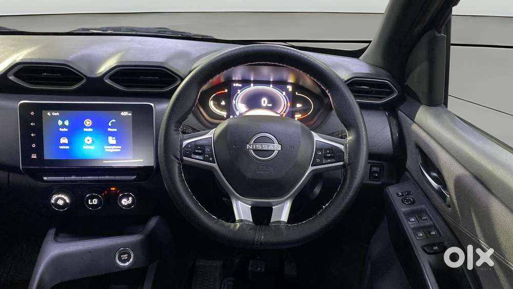 Nissan Magnite Kuro Edition Petrol Amt, 2025, Petrol