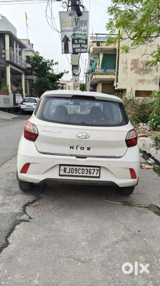 Hyundai Grand I10 2022 Well Condition New Tyre New Betry