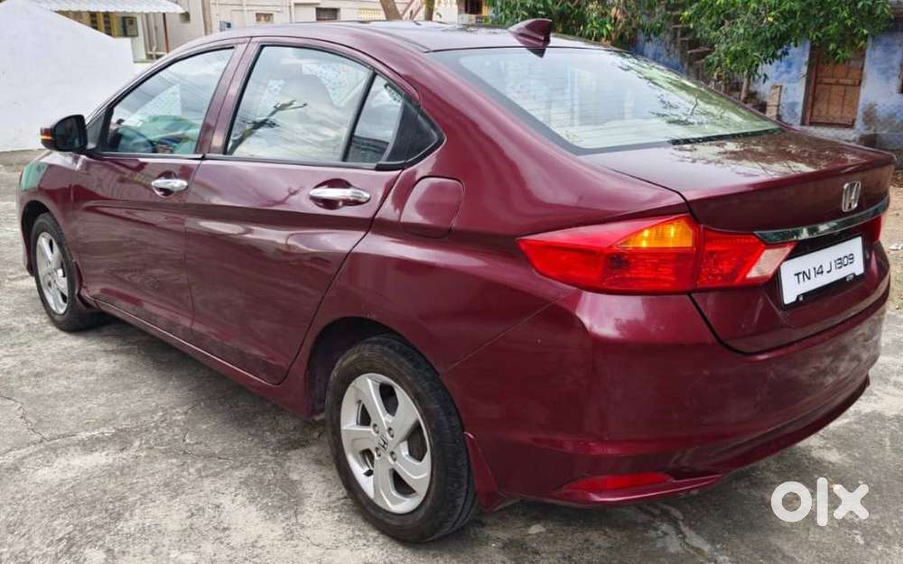 Honda City 1.5 V 5th Gen I-vtec Mt, 2016, Petrol