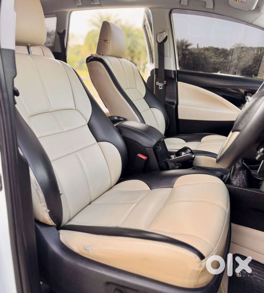 Toyota Innova Crysta