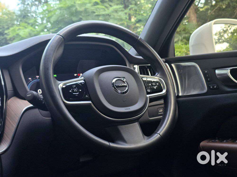 Volvo Xc60 D5 Awd Automatic, 2023, Petrol
