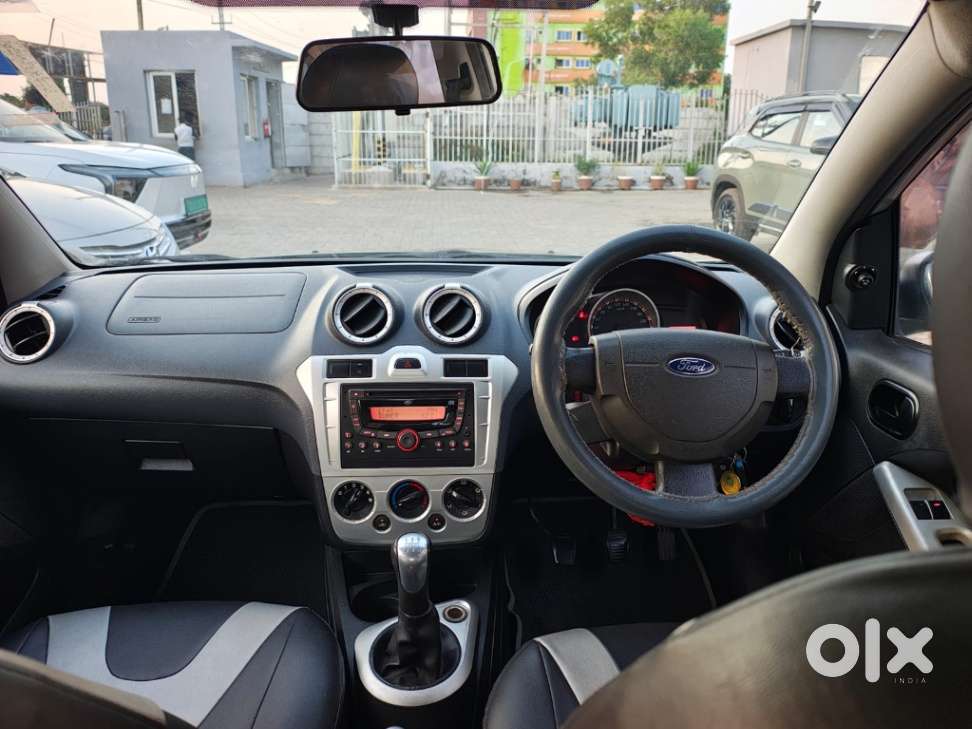 Ford Figo 1.2p Titanium Mt, 2012, Petrol