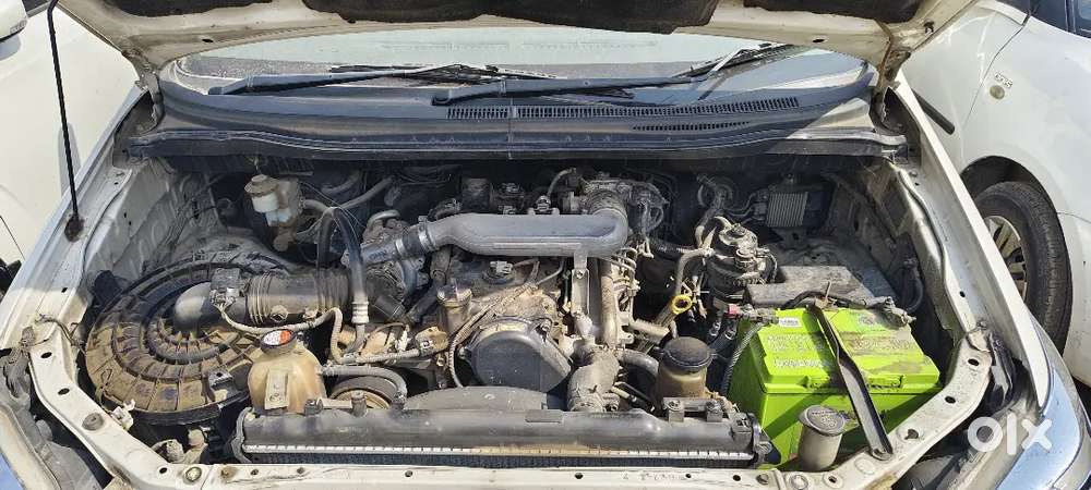 Toyota Innova 2011 Diesel Well Maintained