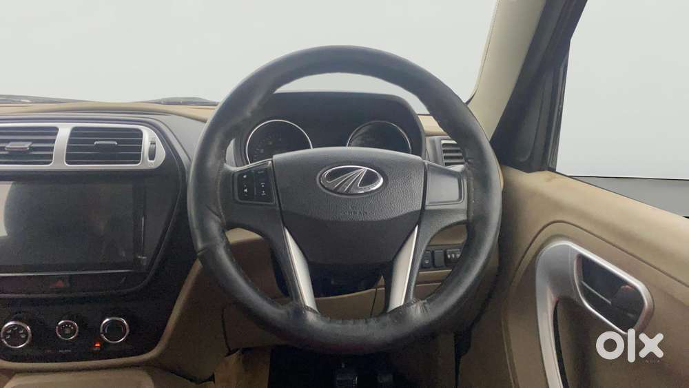 Mahindra Tuv 300 T8 Amt, 2017, Diesel