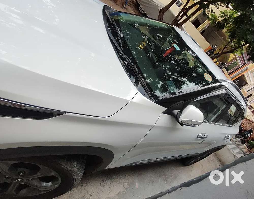 Kia Seltos 2020 Diesel White Color 105000 Km Driven