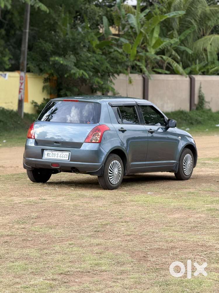 Maruti Suzuki Swift Vxi Optional, 2005, Petrol
