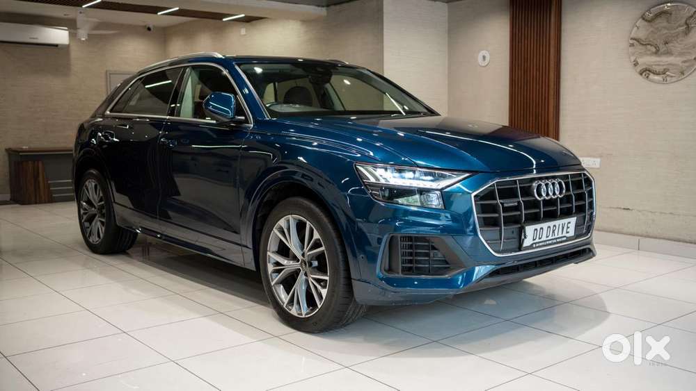 Audi Q8 Limited Edition, 2022, Petrol