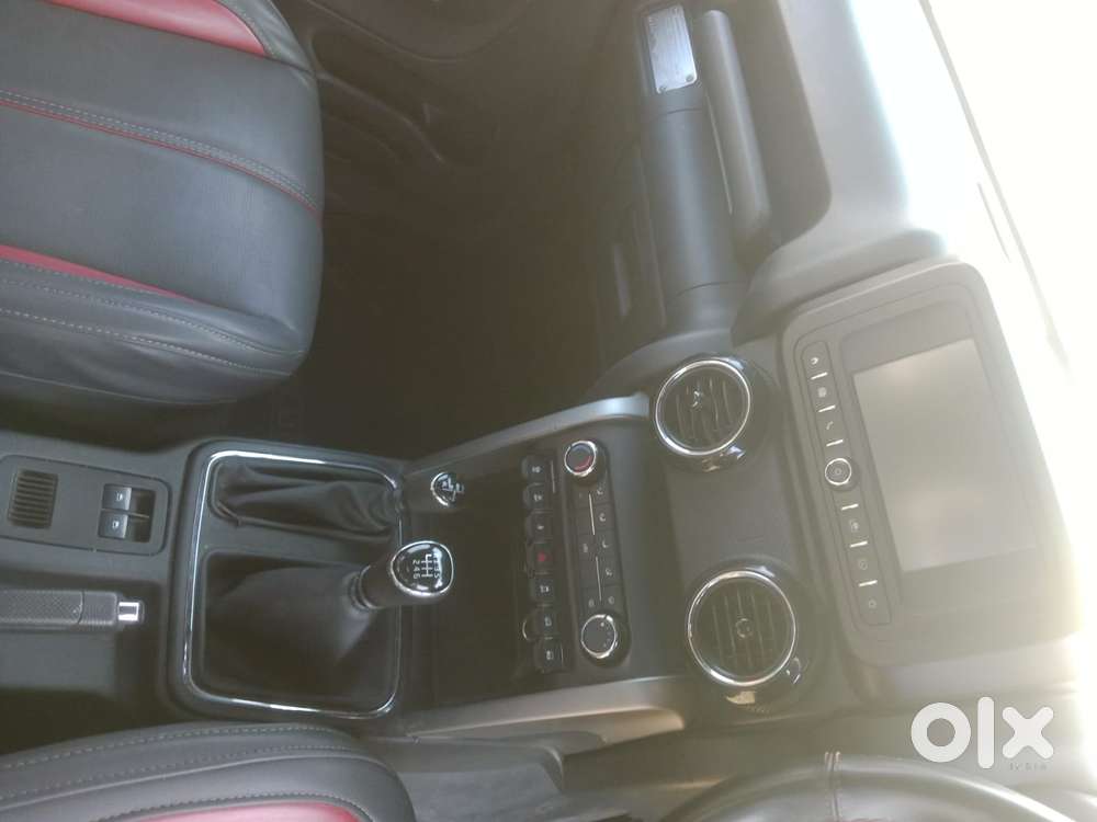 Mahindra Thar Lx Hard Top Diesel Mt 4wd, 2023, Diesel