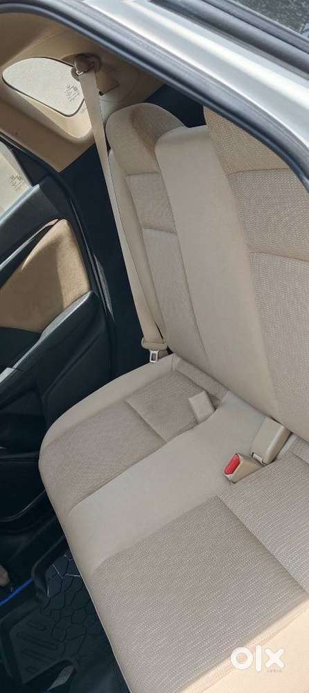 Honda Jazz V Automatic, 2015, Petrol