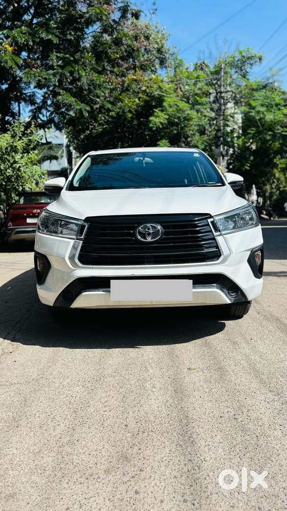 Toyota Innova Crysta 2.4 G Mt, 2022, Diesel