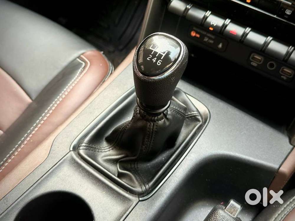 Mahindra Scorpio N Z4 Petrol Mt 7 Str (e), 2024, Petrol