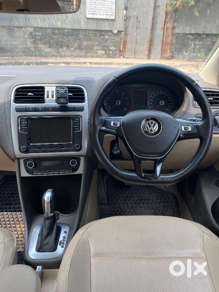 Volkswagen Vento 1.2 Tsi Highline Plus At, 2018, Petrol