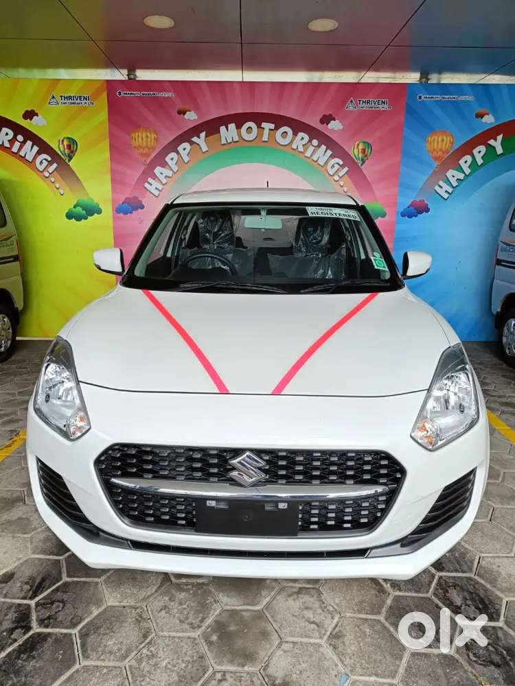 Maruti Suzuki Swift 2023 Petrol