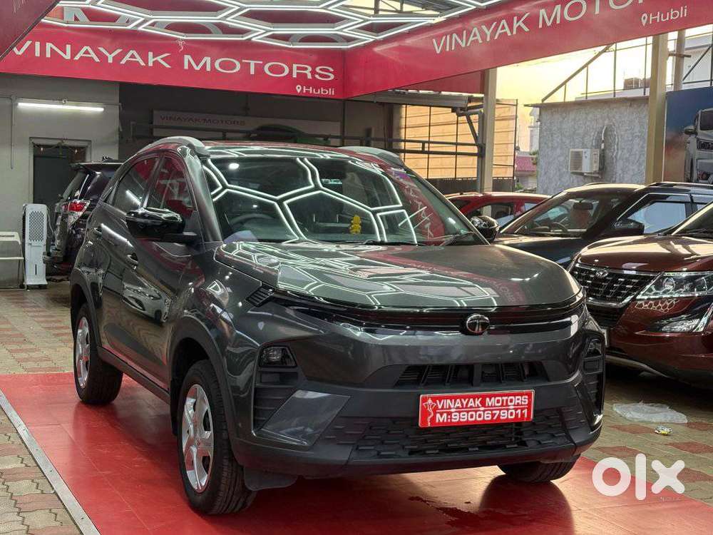 Tata Nexon Pure S 1.5 Revotorq Diesel 6mt, 2025, Petrol