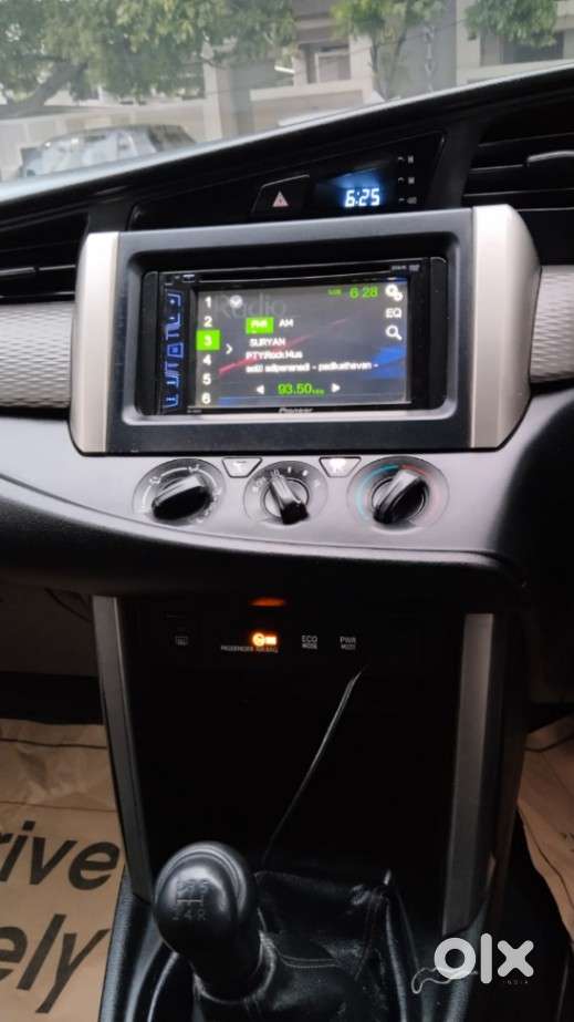 Toyota Innova Crysta 2.4 G Mt 8s, 2016, Diesel