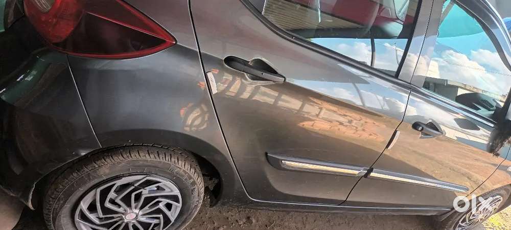 No Denting & Painting All Original Parts Company Fitted