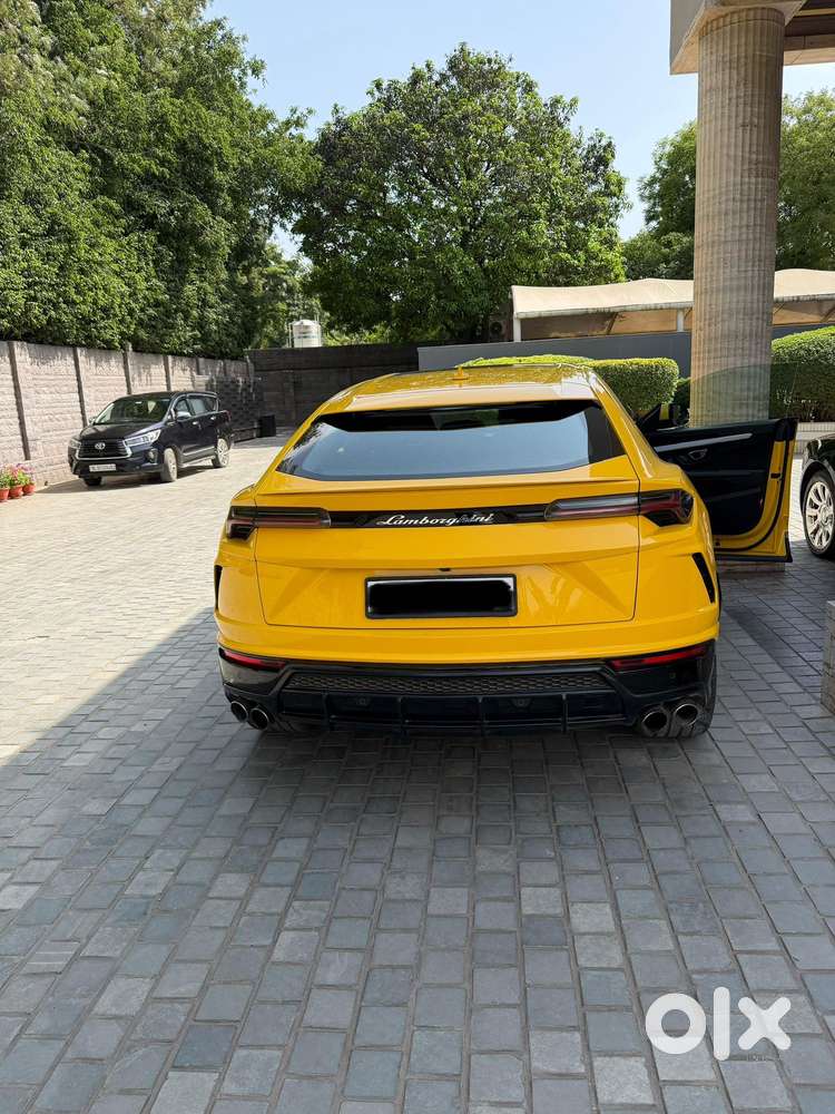 Lamborghini Urus V8, 2020, Petrol