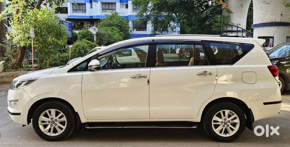 Toyota Innova Crysta 2.4 Vx Mt, 2019, Diesel