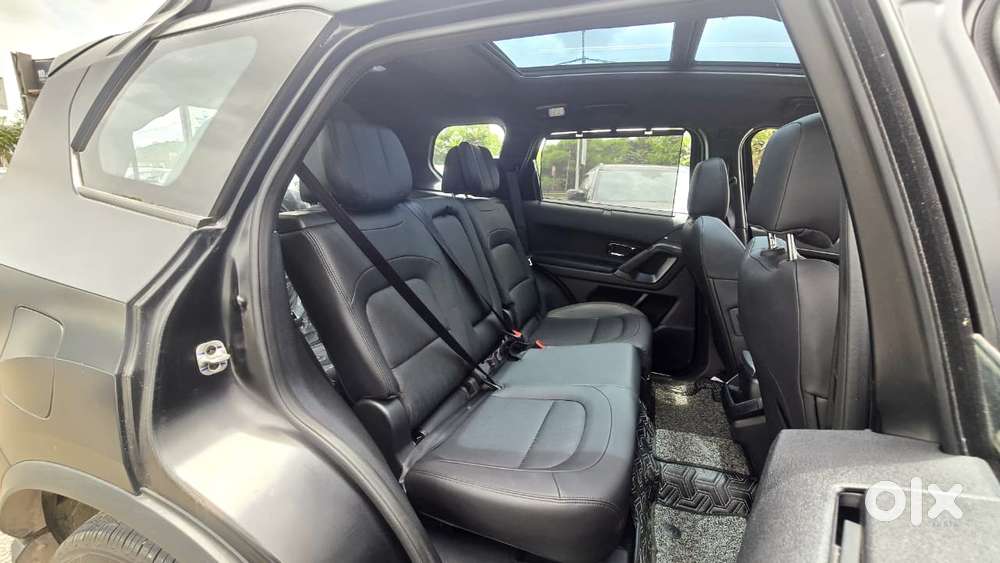 Tata Safari Accomplished X Plus 6 Str Stealth Edition At, 2025, Dies..