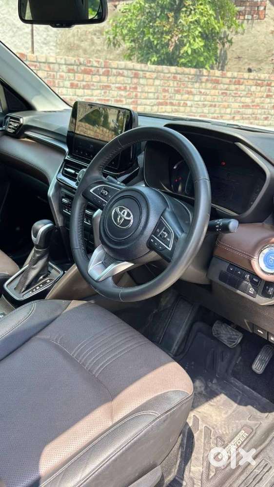 Toyota Urban Cruiser, 2024, Petrol