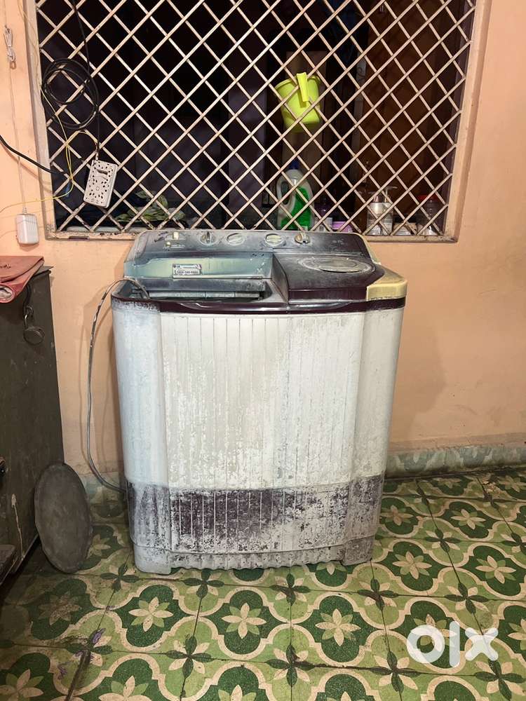 LG Semi Automatic Machine