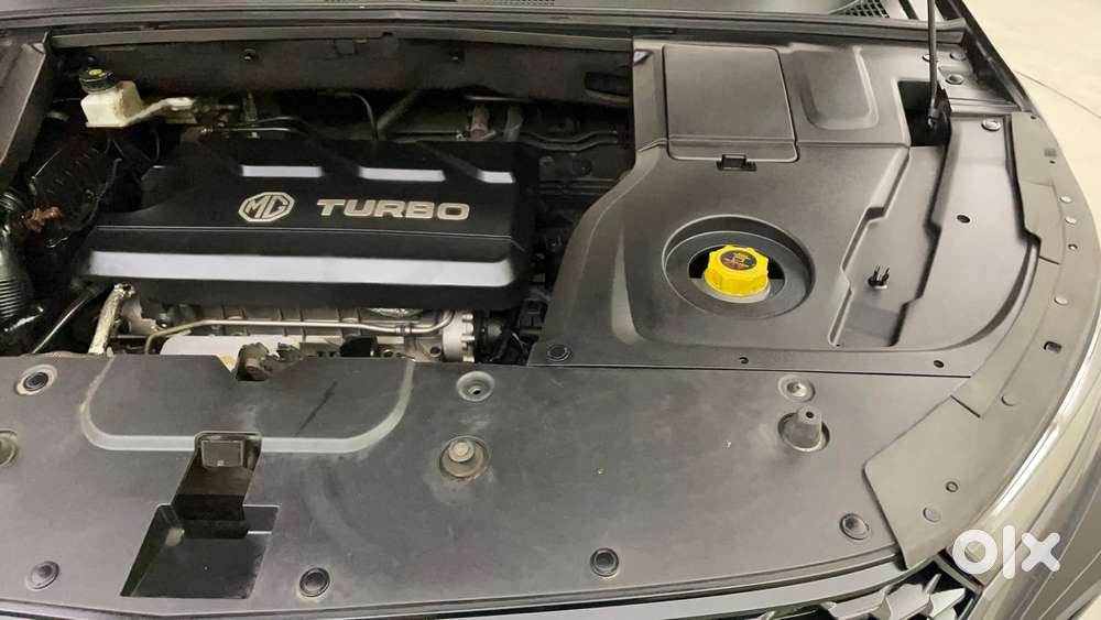Mg Hector Plus 1.5 Sharp Turbo Cvt 6 Str, 2022, Petrol