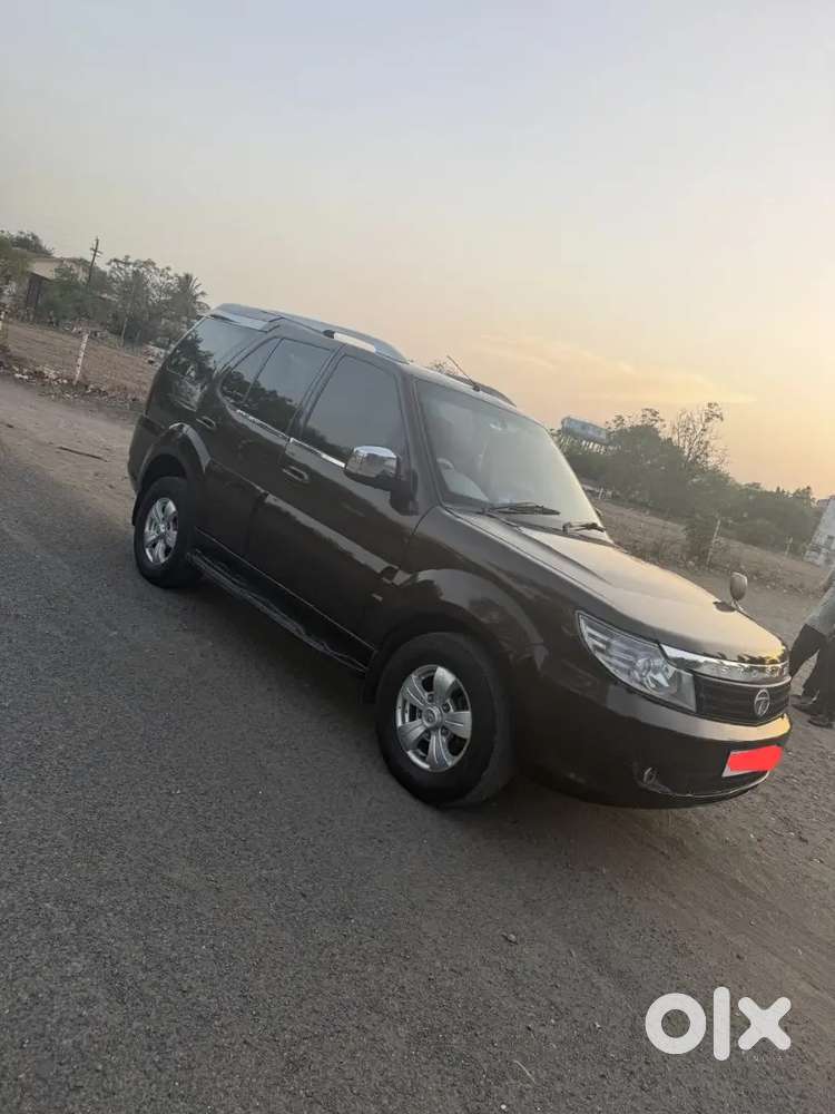 Tata Safari Storme 2013 Diesel 135000 Km Driven