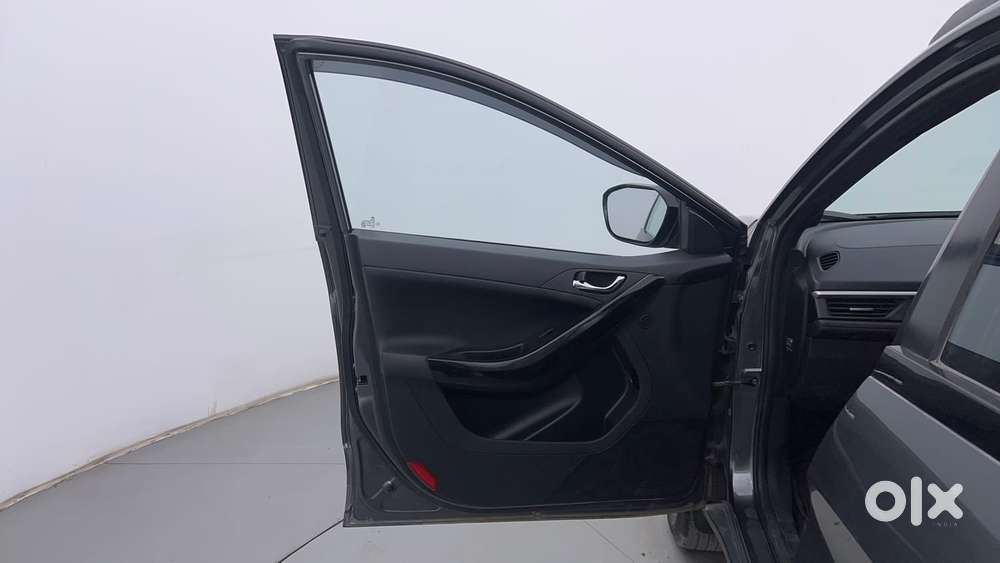 Tata Nexon Fearless Plus S 1.2 Revotron Petrol 7 Dca Dt, 2023, Petro..