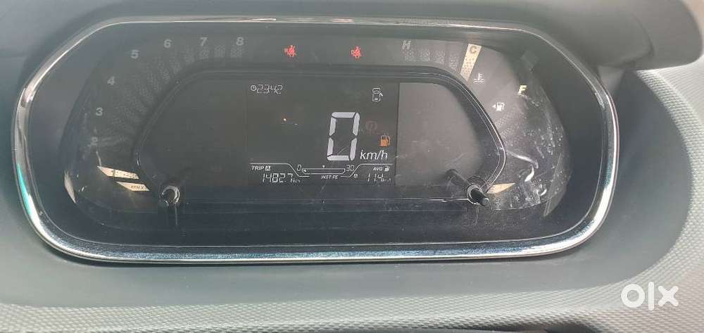 Tata Tiago 1.2 Revotron Xm, 2025, Petrol