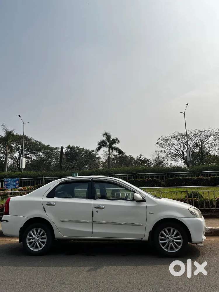Toyota Etios 2011 Cng & Hybrids 134000 Km Driven