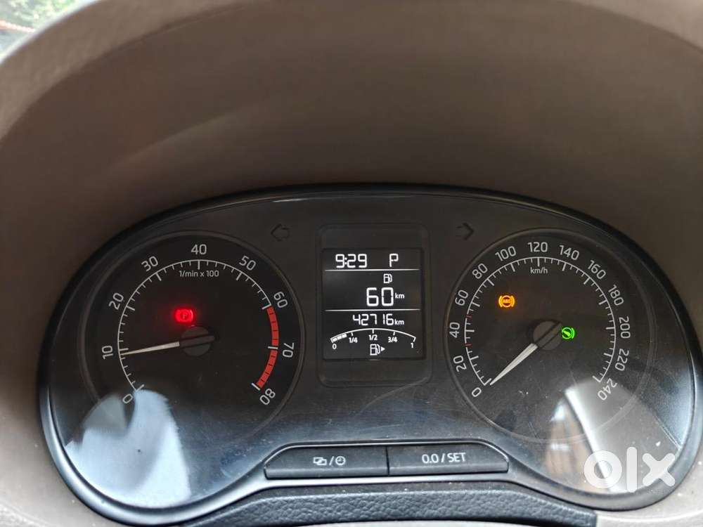 Skoda Rapid 2015 Petrol Automatic  43k Km  Well Maintained