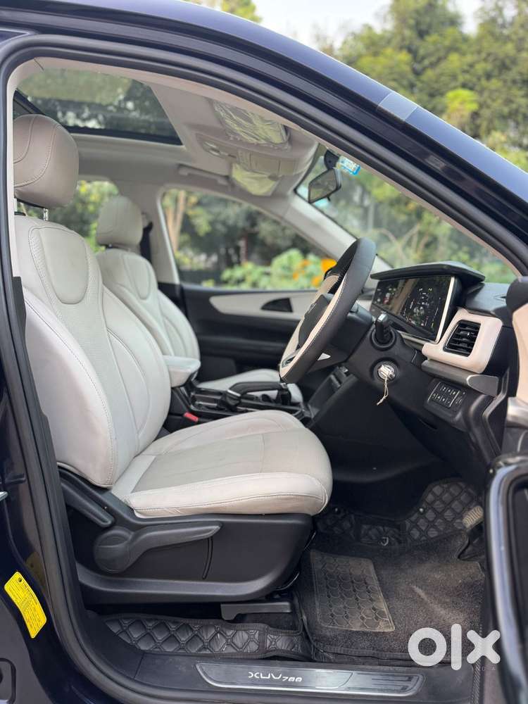Mahindra Xuv700 2.2 Ax 5 Diesel Mt 7 Str, 2023, Diesel