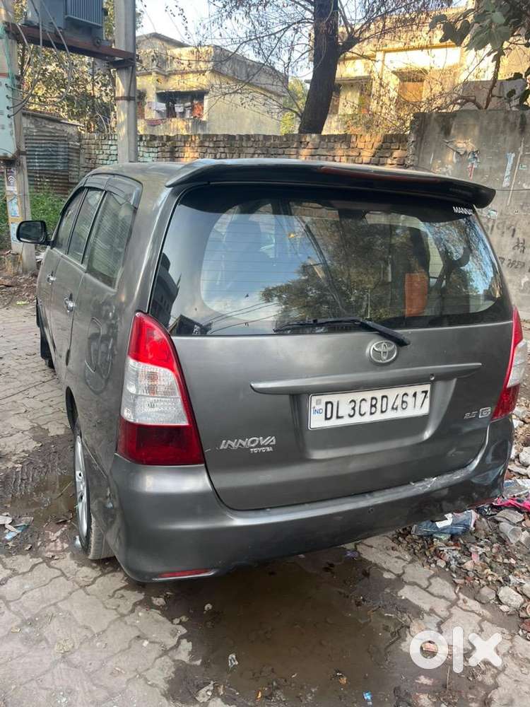 Toyota Innova Hycross 2011 Good Condition